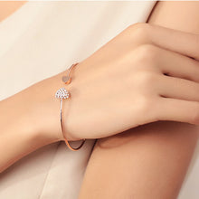 Load image into Gallery viewer, Love Bracelet